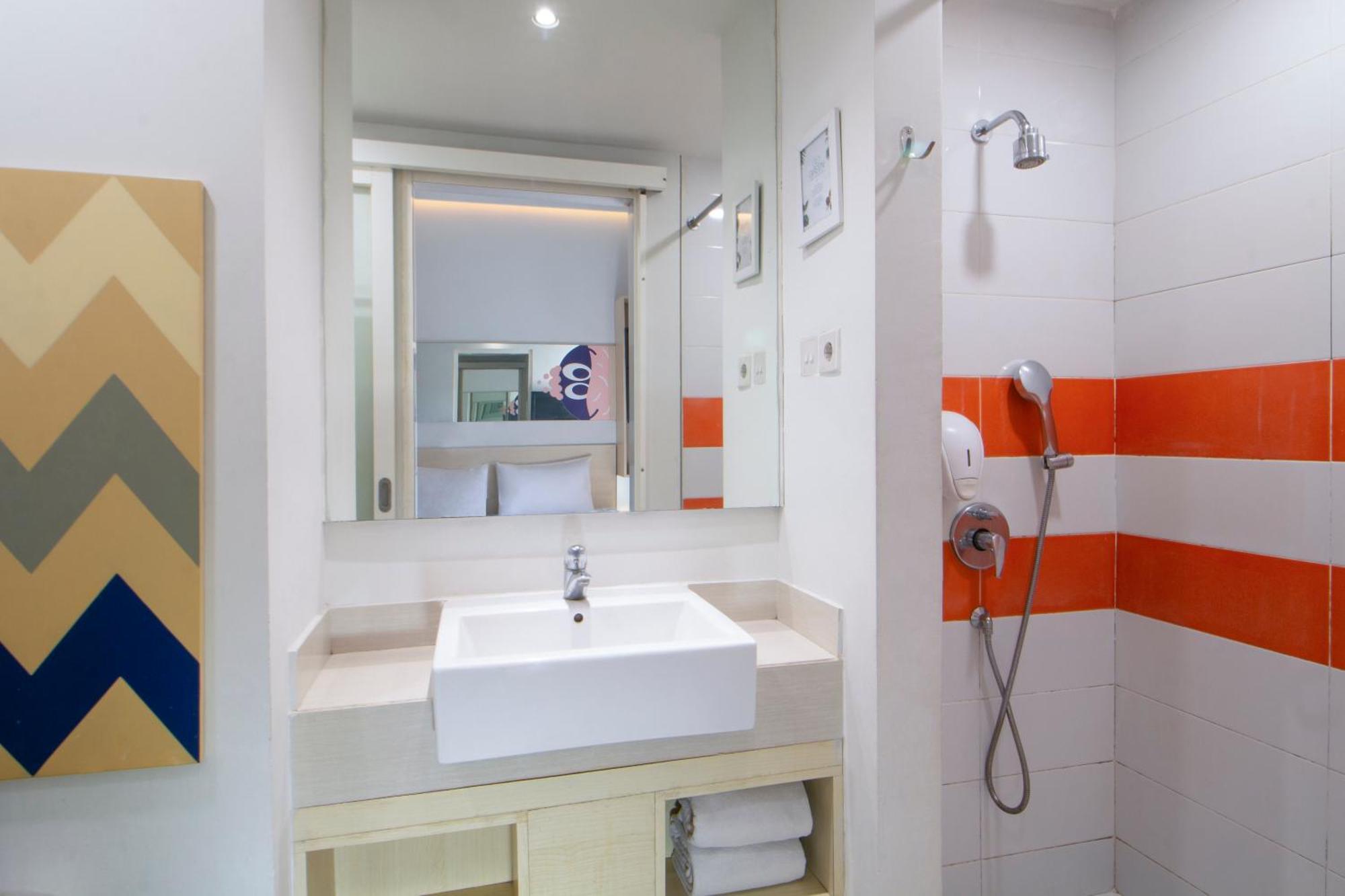 Cleo Hotel Tunjungan Surabaya Eksteriør bilde